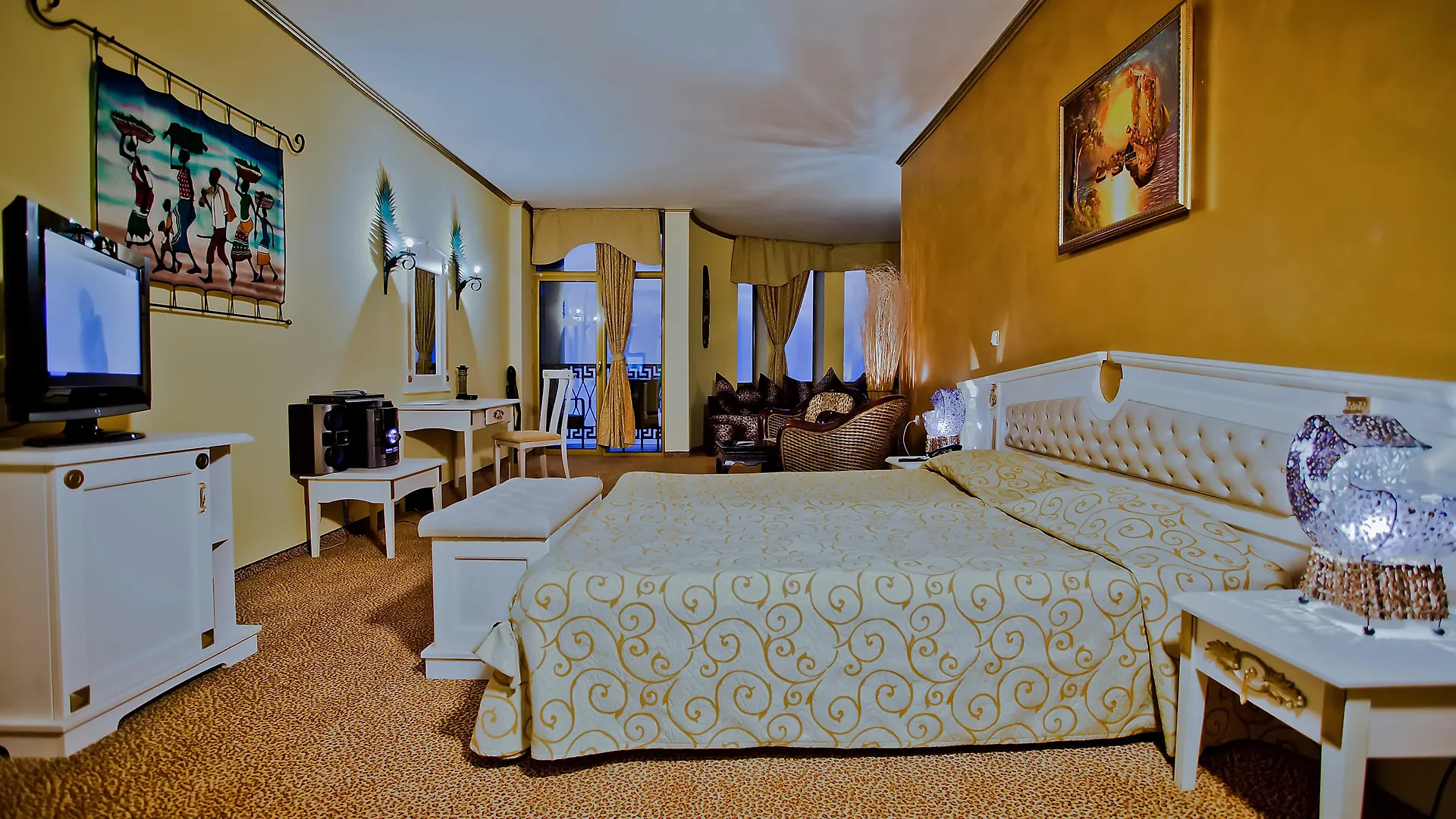 סאני ביץ' Imperial Palace Hotel 5*, סאני ביץ'
