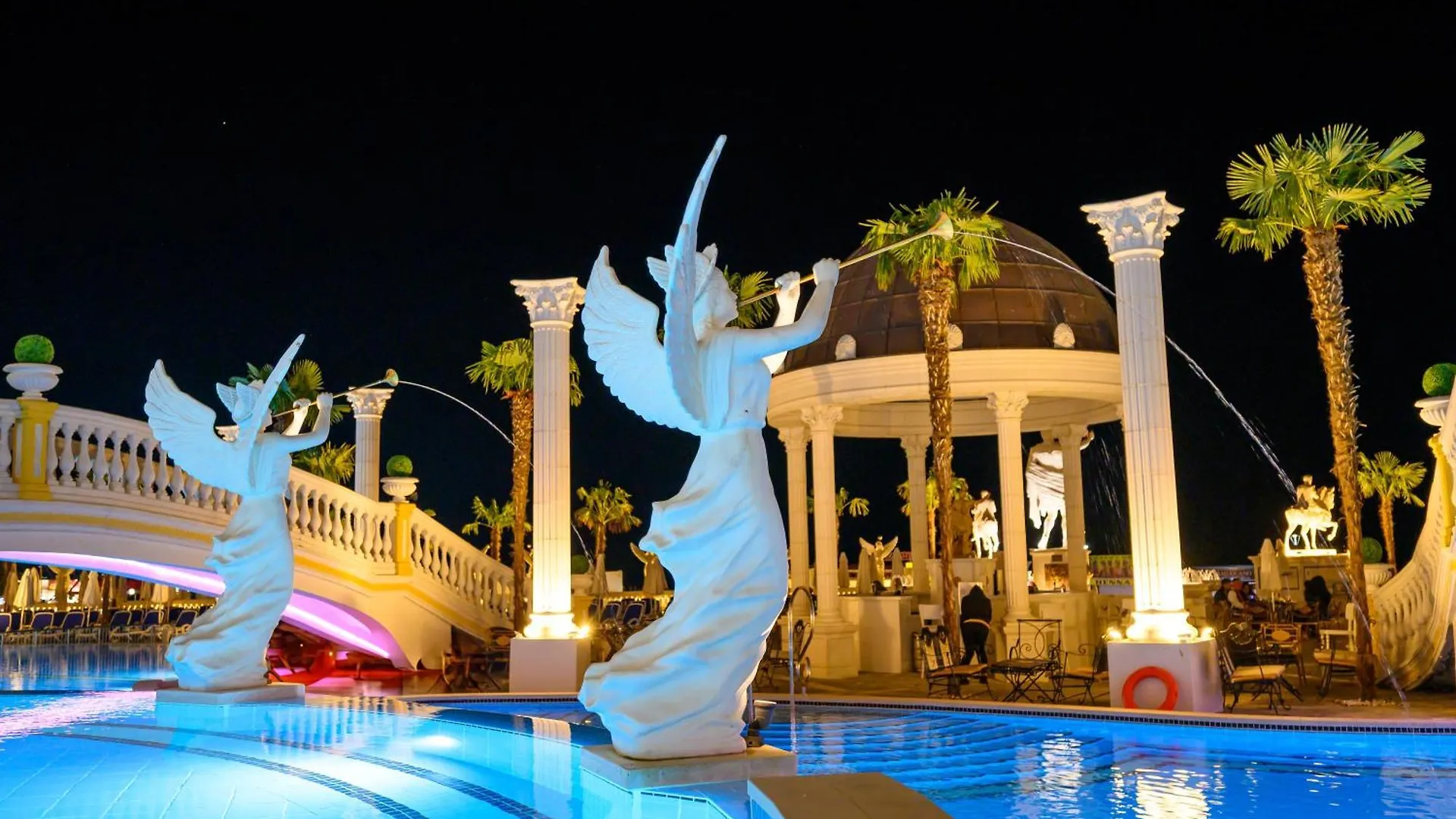 סאני ביץ' Imperial Palace Hotel