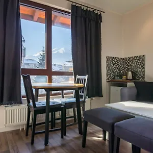 top-modern-refurbished-apartment-550m-from-gondola.hotels-bansko.info/