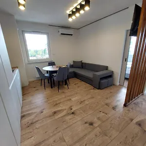 apartments-posnania-parking-samodzielne-zameldowanie-24h.poznan-hotels.com/