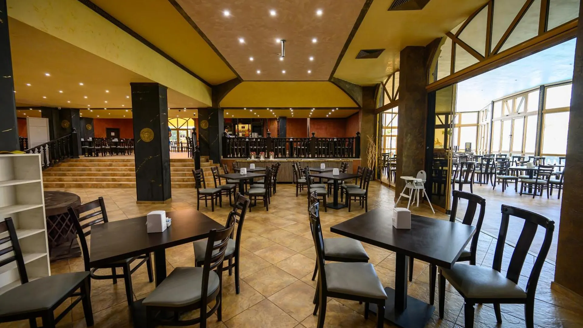סאני ביץ' Imperial Palace Hotel בולגריה